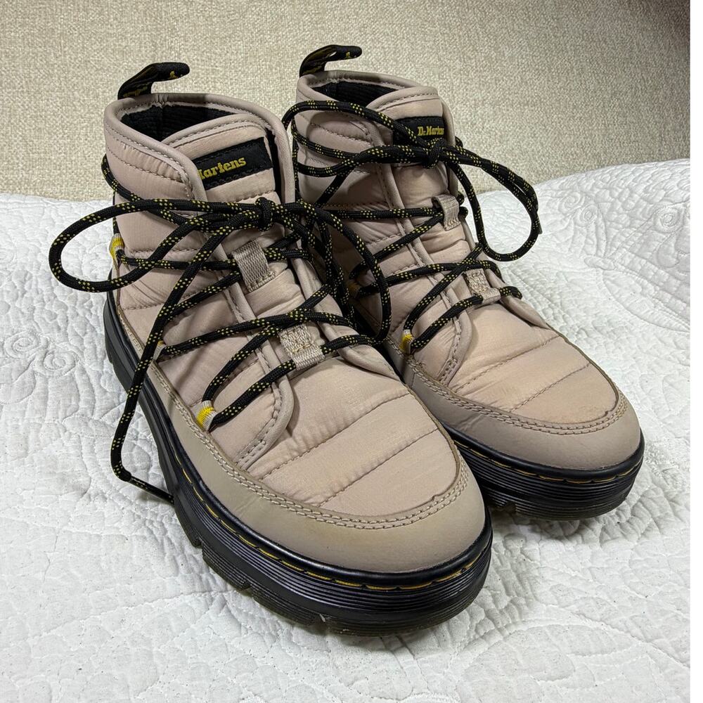 Dr Martens Women's 6 Combs Pink Padded Lace Up Casual Combat Boots Shoes AirWair